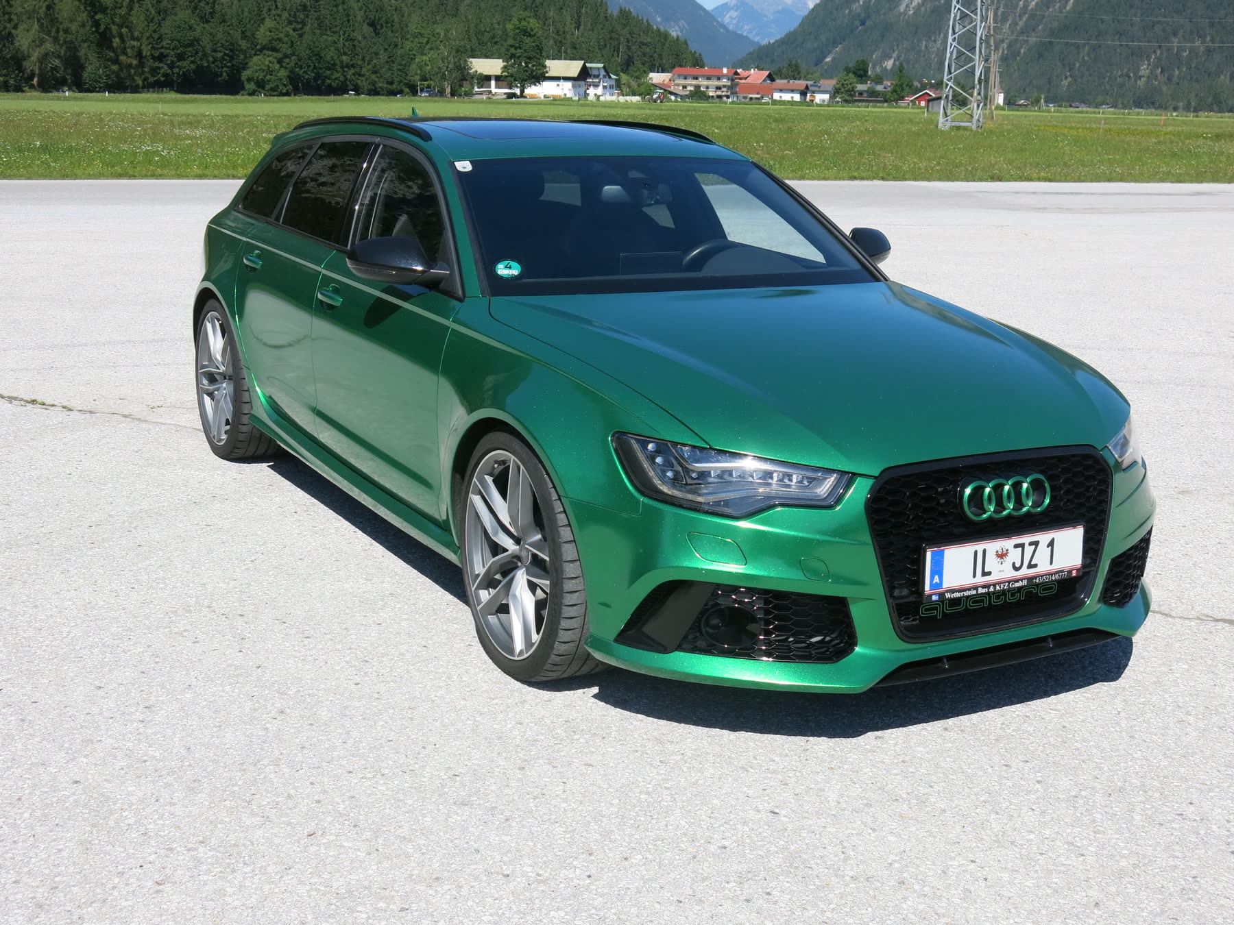 Audi RS 6 als VIP-Taxi von Wetterstein-Reisen